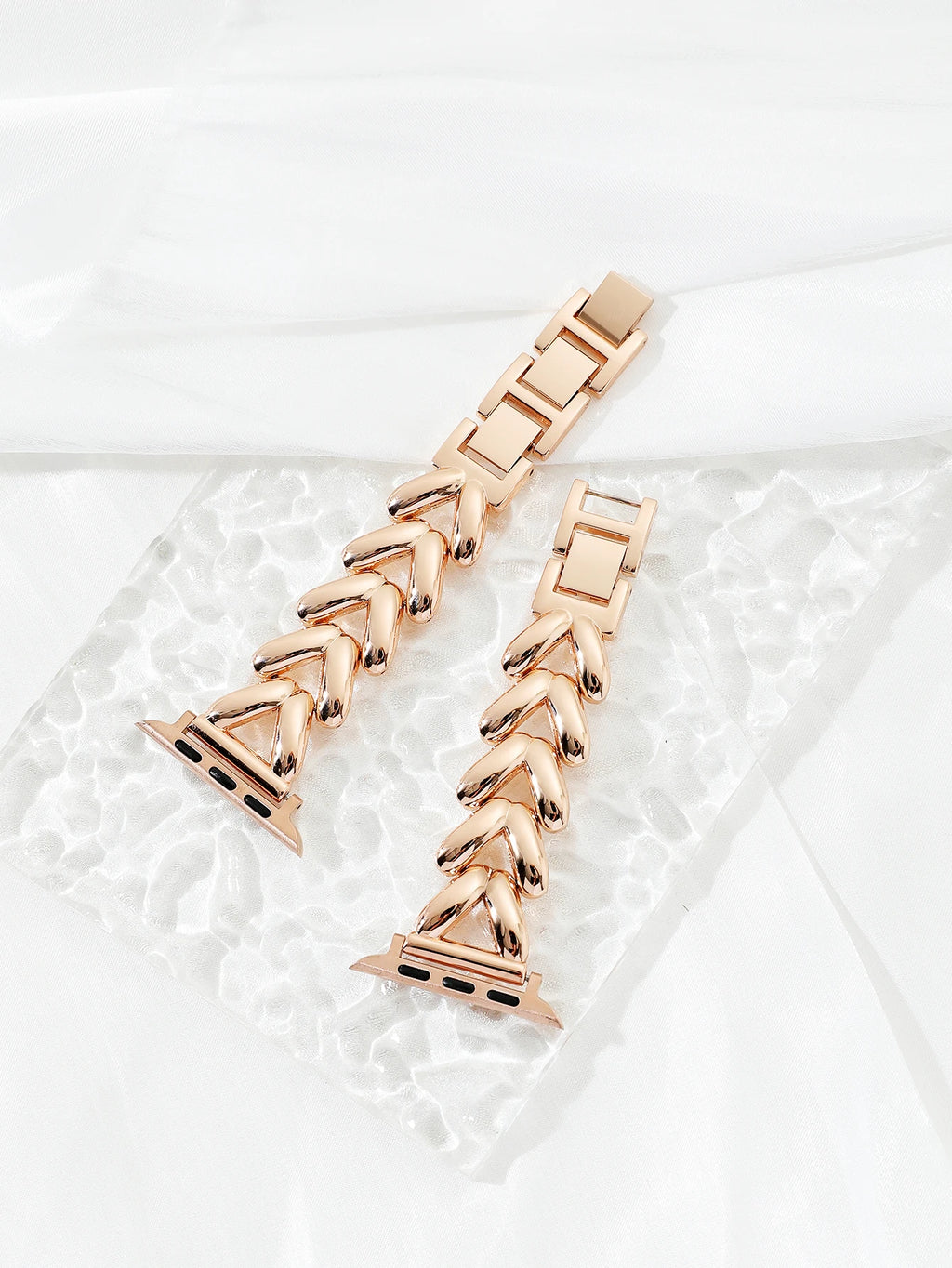 Luxe Goudkleurige Damesarmband voor Apple Watch – 40/41/42/44/49mm | Series 5-9 & Ultra